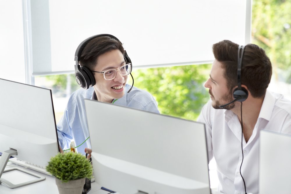 VoIP Phone Service: 7 Reasons to Choose Open One Over the ‘Big Guys’